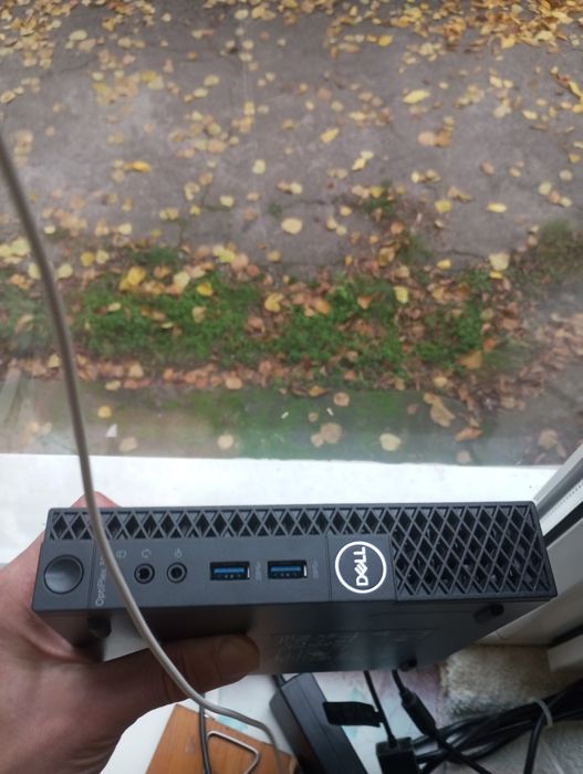 Продам монитор Philips 243V7Q