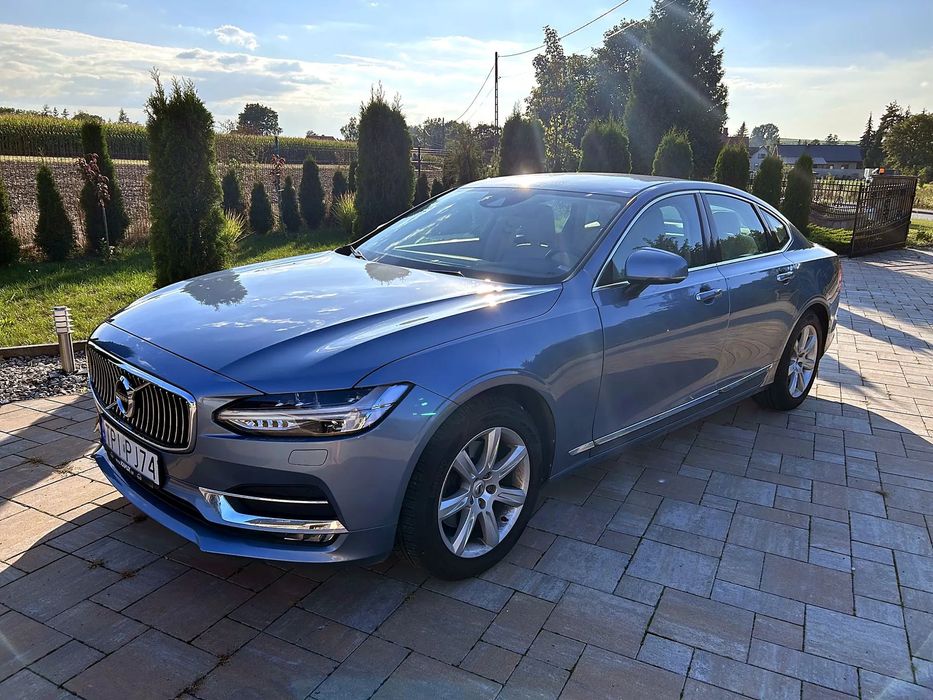 Volvo S90