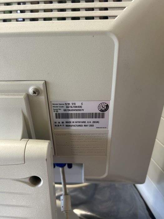 Monitor Samtrom 15”