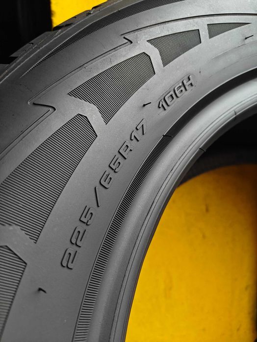 R17 225 65 шини зимові Goodyear Efficient Grip Performance SUV хороший стан Німеччина
