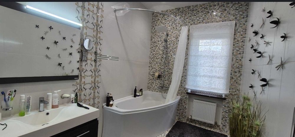 Продаётся качественный добротный дом в начале Обуховки район Некрасова