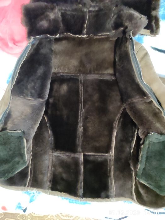 Продам дублёнка натуральная для мальчика,  на 5-7 лет