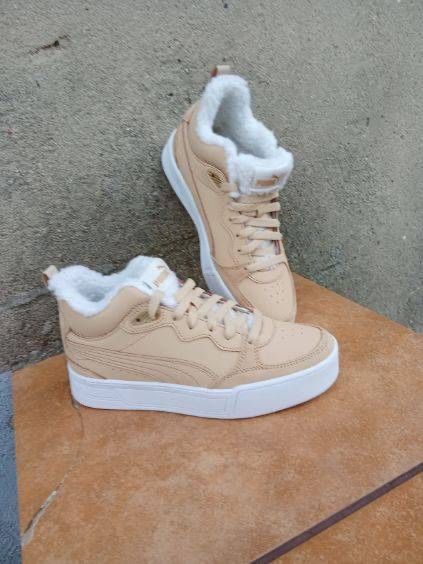 Damskie buty Puma r 38