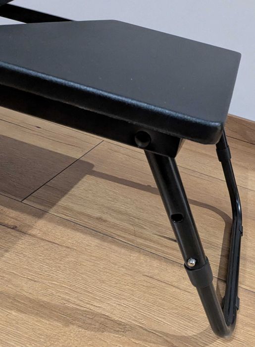 Podstawka pod laptopa – regulowana, czarna