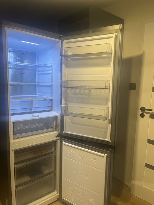 Lodowka Samsung RB34A7B5D22