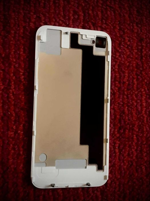 Кришка задня нова від Iphone  4s модель 4