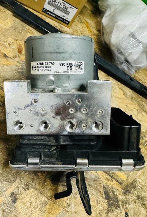 Блок АБС Мазда СХ5 2022 2023 2024 KSD5 43 7A0: 500 $ - Блоки