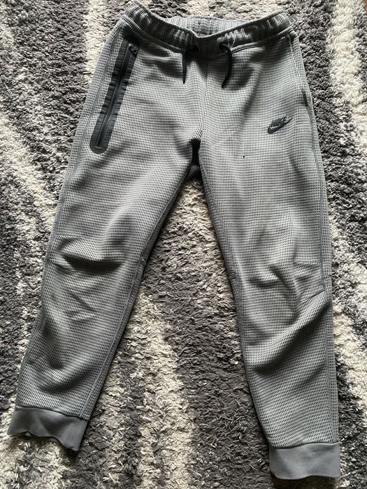 Штани Nike tech fleece