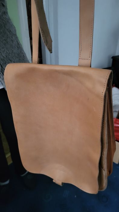 Torba listonoszka. Skóra. Nieużywana.