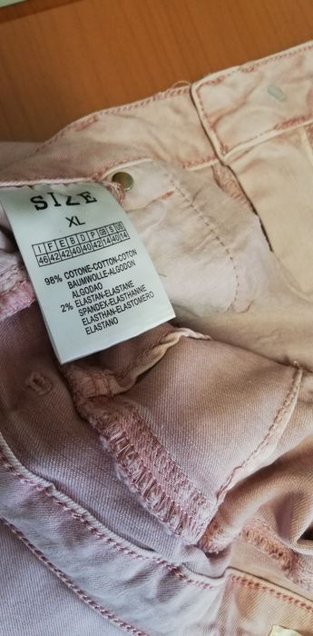 Calça de ganga, rosa novas