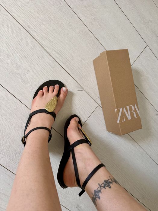 Босоніжки (сандалі) Zara 38 розмір