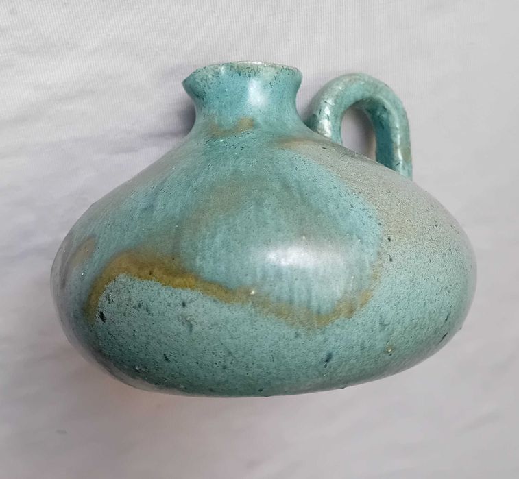 Ceramiczny świecznik w formie dzbanka, ceramika artystyczna, 1986 r. Sygnowany.
