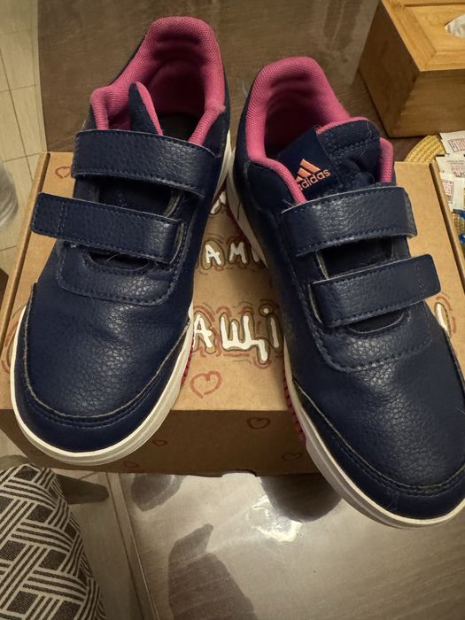 Кросівки adidas