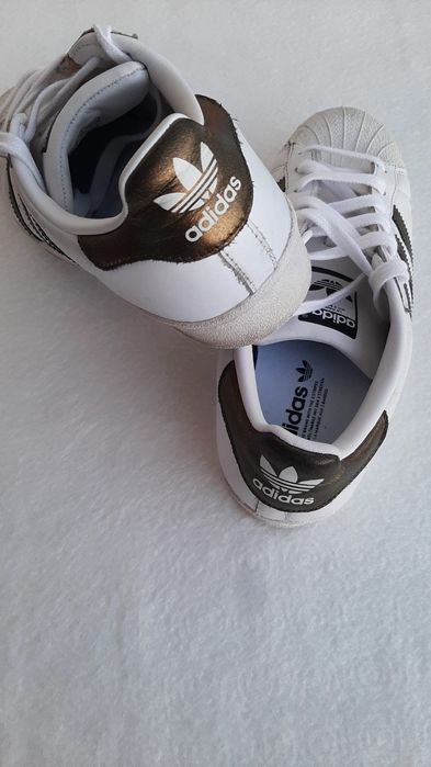 Ténis Adidas Superstar