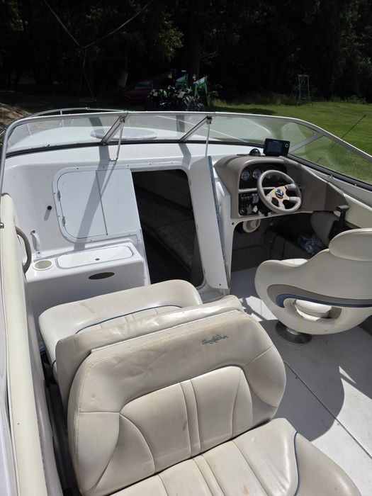 Łódź jacht motorówka four winns