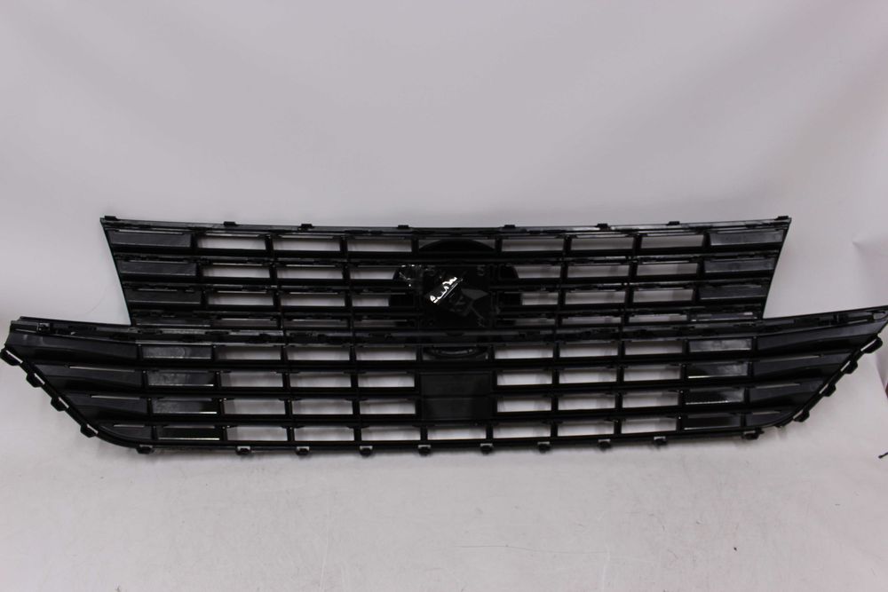 Atrapa chłodnicy GRILL VW T6.1 20- LIFT GLOSSY BLACK Tuning Znaczek