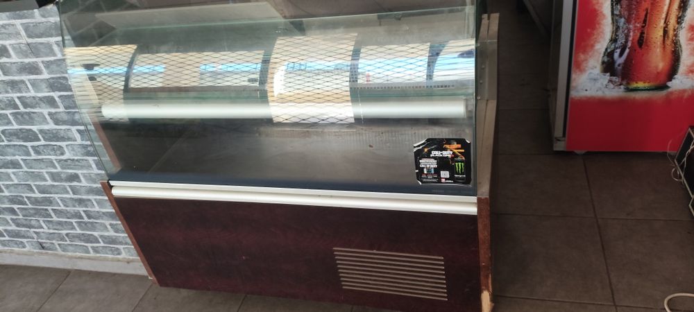 Vitrine refrigeradora 120cm