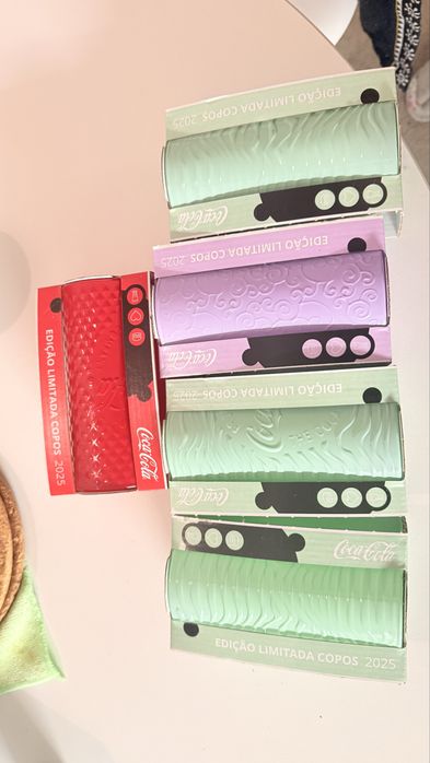 Copos da coca cola