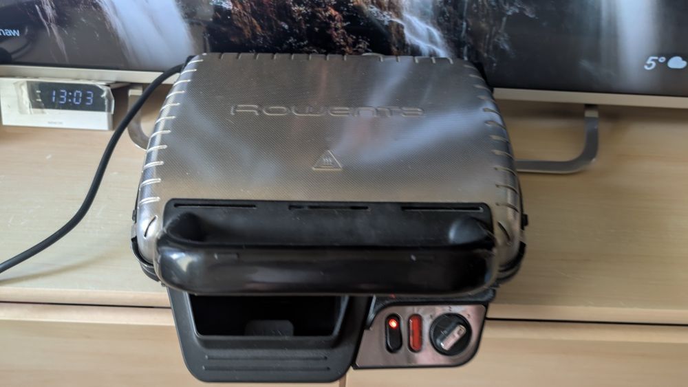 Grill elektryczny/opiekacz Rowenta Ultracompact 600 (Gr3060)