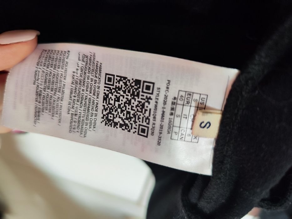 Dres Guess rozmiar S bluza spodnie