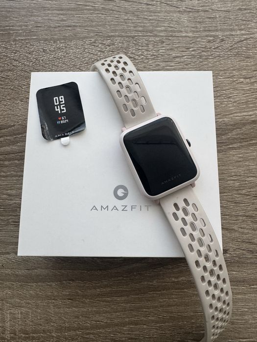 Фітнес браслет Amazfit б/в