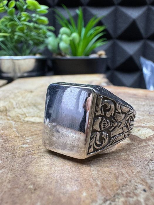 Stary duży sygnet srebro pękny