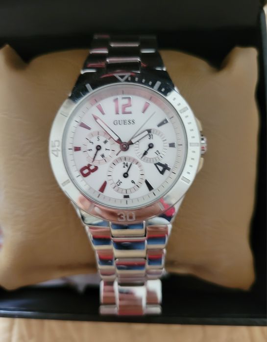 Relógio da guess prateado como novo
