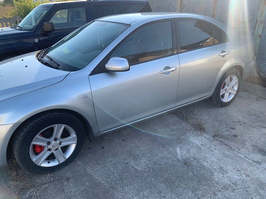 Автомобіль Mazda 6