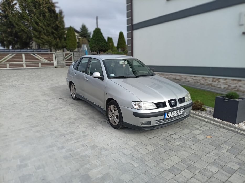 Seat Cordoba