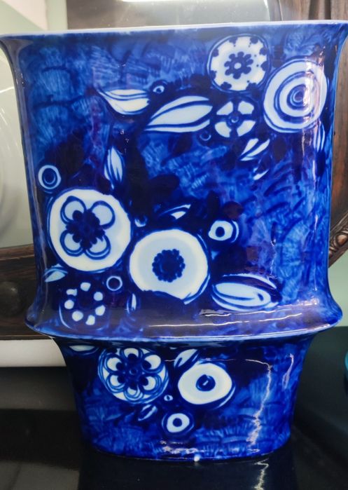 Jarra Vaso em porcelana Designer Bjorn Wiinblad Rosenthal Studio Line