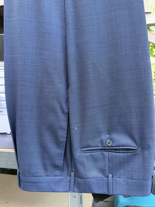 Чоловічий вовняний костюм Corneliani