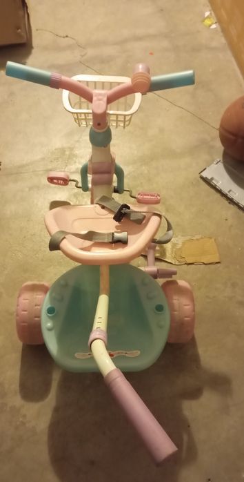 Triciclo para menina