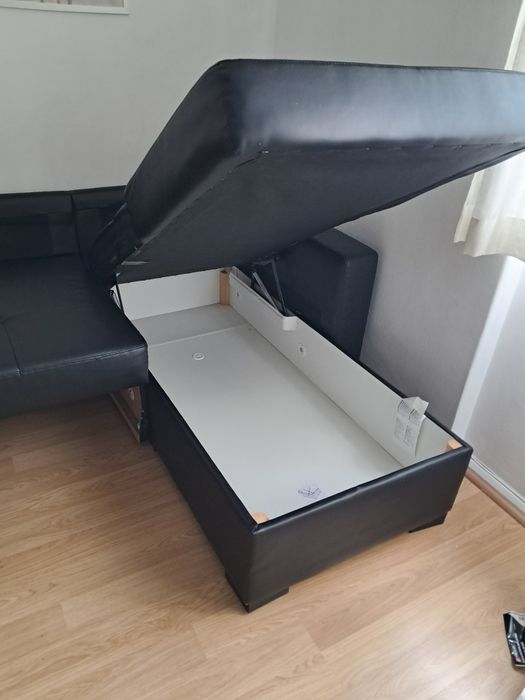 Sofá Chaise Longue e conversível em Cama