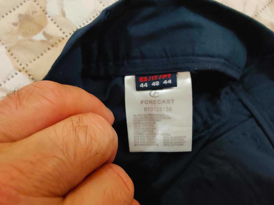 Calções da Forecast tam. 44 excelentes