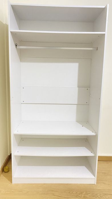 Jogo de quarto infantil.