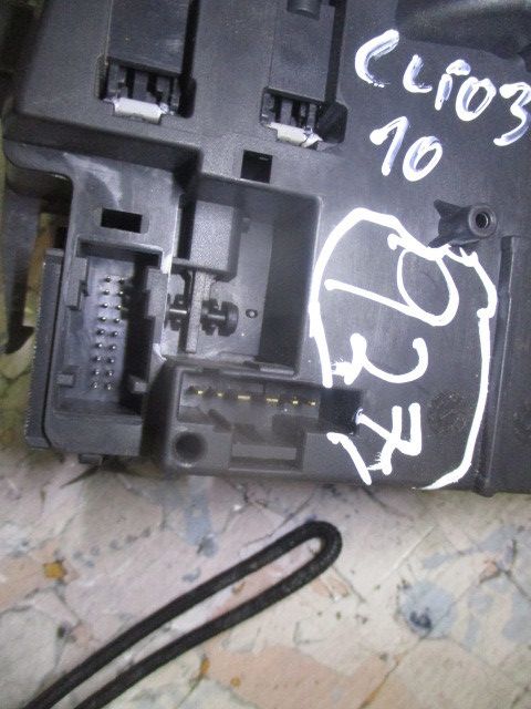 Conjunto / manetes de luzes e limpa vidros RENAULT Clio III (BR0/1, CR