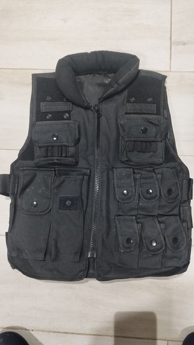 Colete e varias bolsas para airsoft