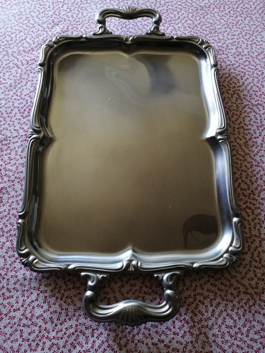 Rectangular serving board with handles64739231827715122