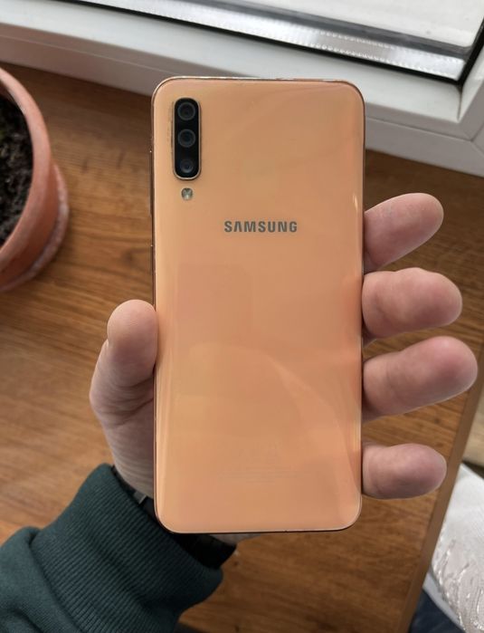Продається Смартфон Samsung Galaxy A50