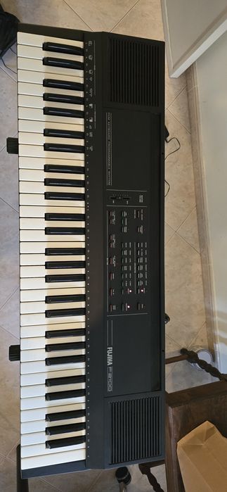 Piano Vintage FUJIAH F 2100