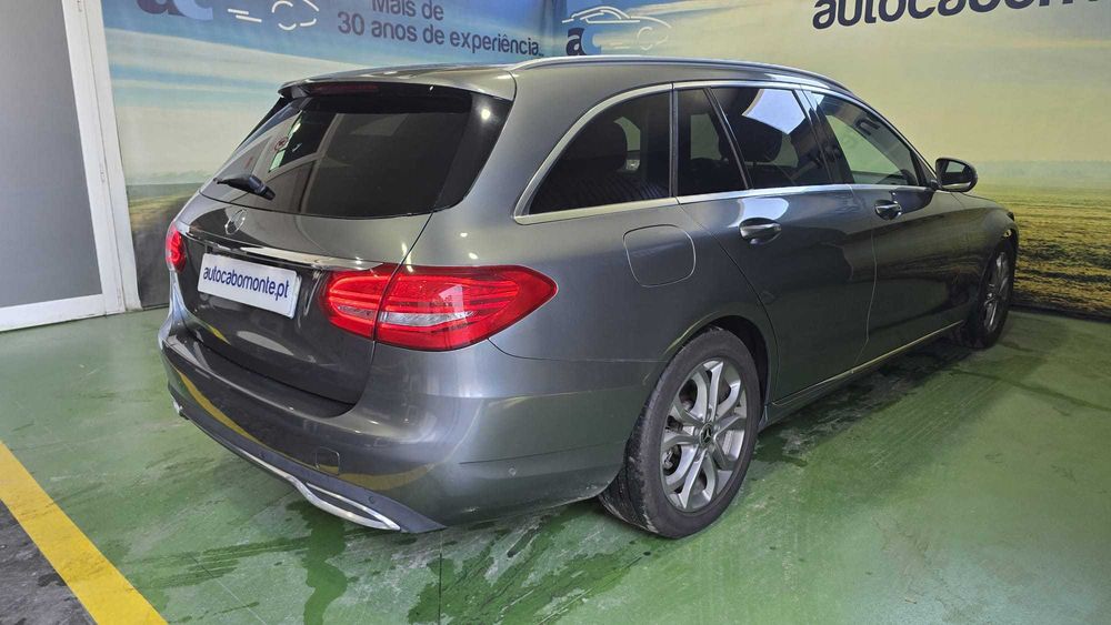 Mercedes - Benz C 180 CDI  -  Salvado