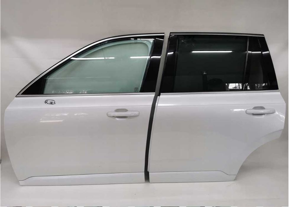 volvo xc90  дверь левая правая