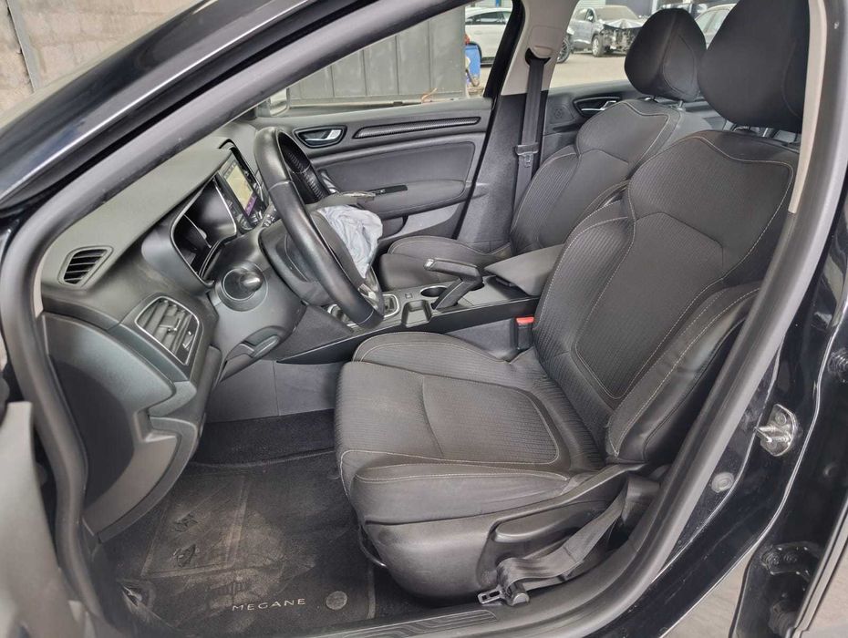 RENAULT MEGANE Sport Tourer 1.5 dci