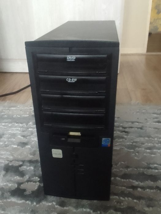 Продам Комп'ютер Системний блок. Озу 512 мб Відеокарта Radeon 9500