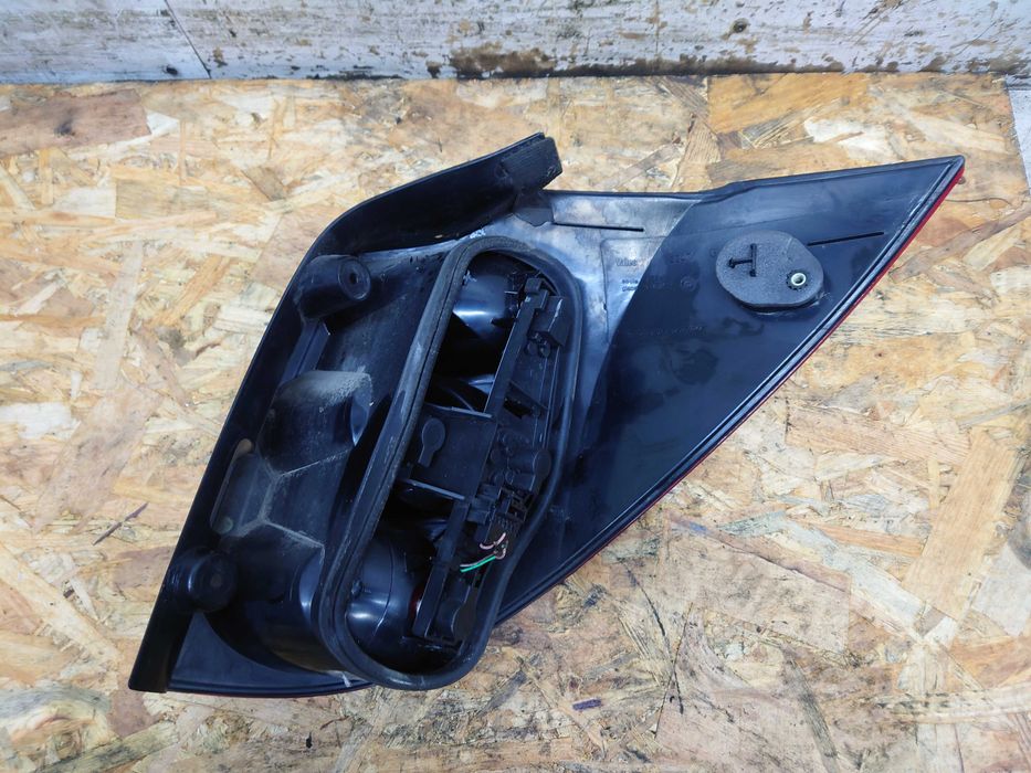 Renault Laguna II Kombi Lampa Lewa Tylna Lewy Tył LT