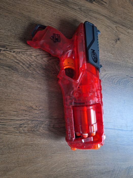Pistolet Nerf strongarm n-strike elite