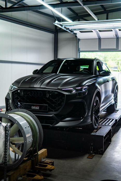 Обвес Audi RSQ8 Губа,капот Карбон