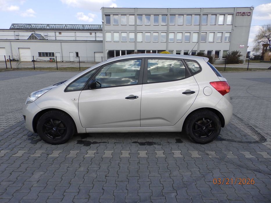 KIA VENGA 1.4 CRDI mały przebieg