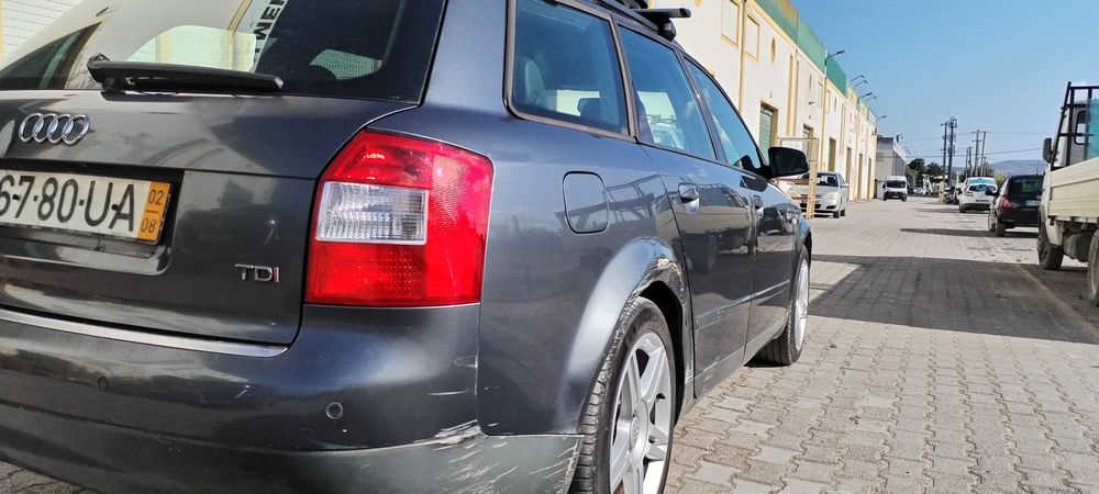 Audi A4 1.9 Tdi 130cv  2002
