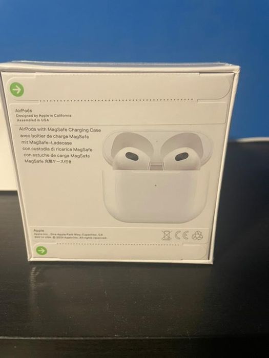 AirPods 3rd Generation64564405390721121